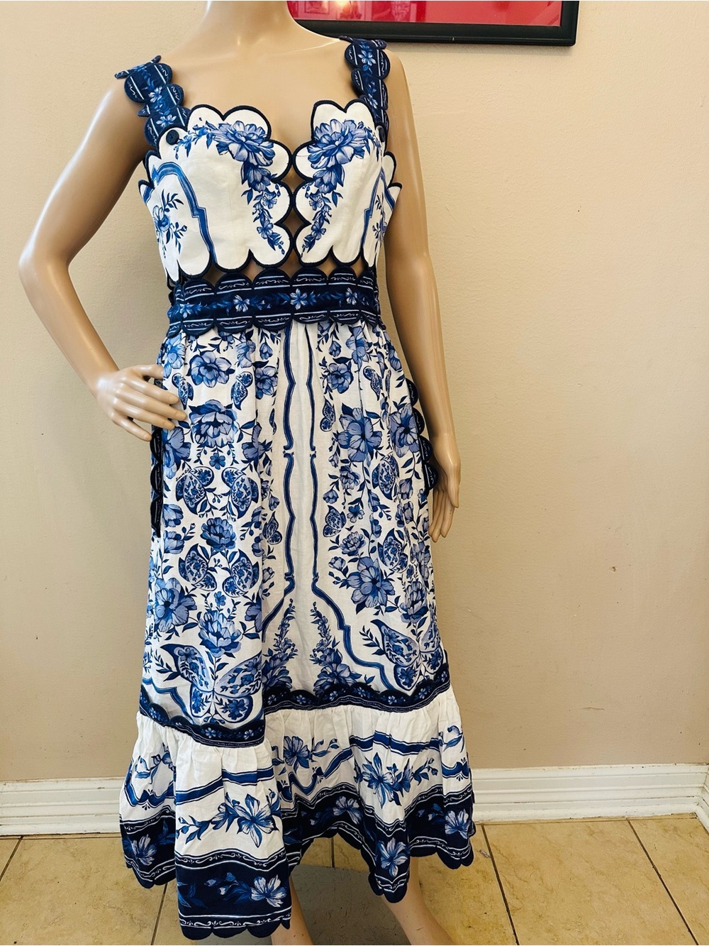 FARM Rio White Midi Dress with Blue Floral Print - Picture 4 of 16